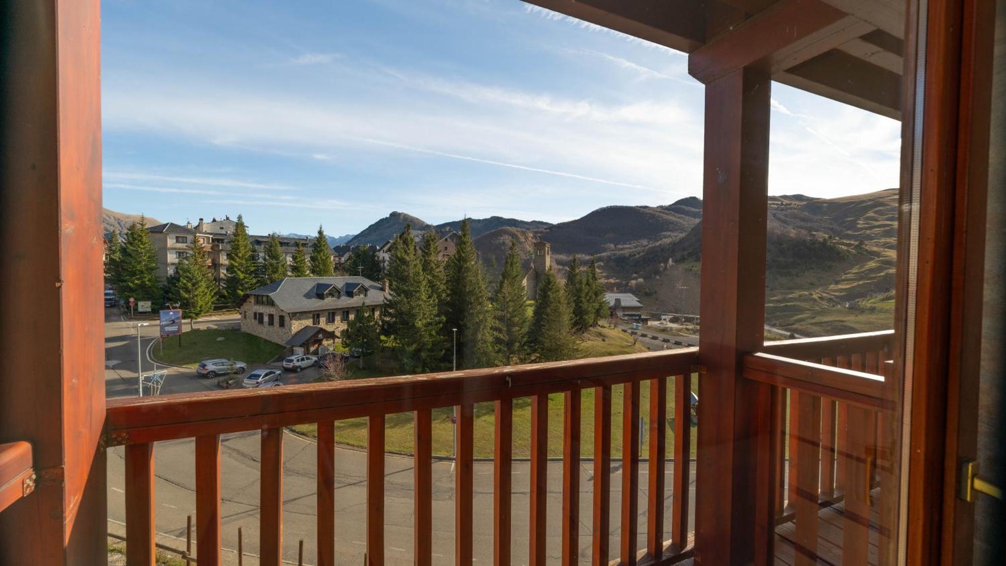 Apartamentos Formigal Exterior photo